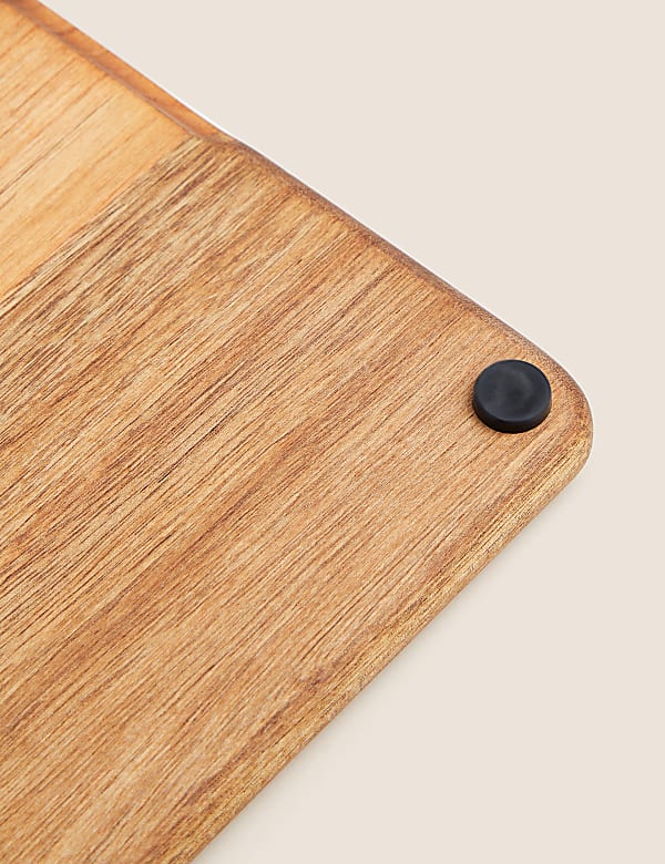 Acacia Chopping Board with Silicone Feet - GR
