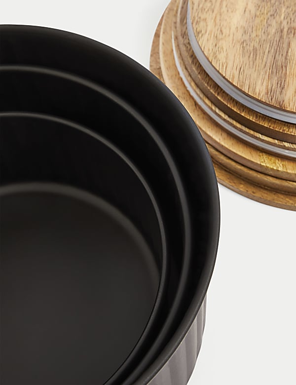 Set of 3 Ribbed Stacking Cake Tins - KG