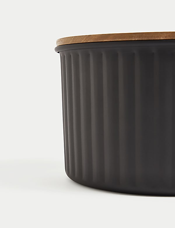 Set of 3 Ribbed Stacking Cake Tins - KG