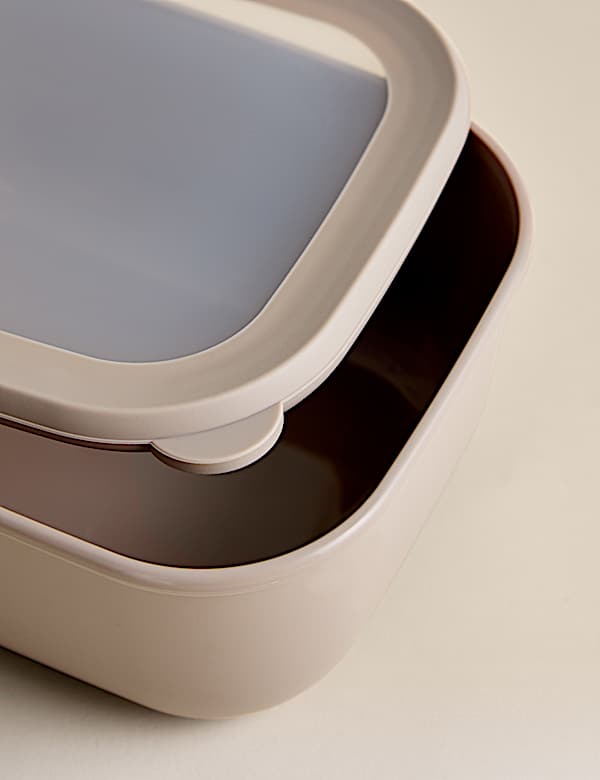 Velk&aacute; plastov&aacute; &uacute;ložn&aacute; n&aacute;doba - CZ