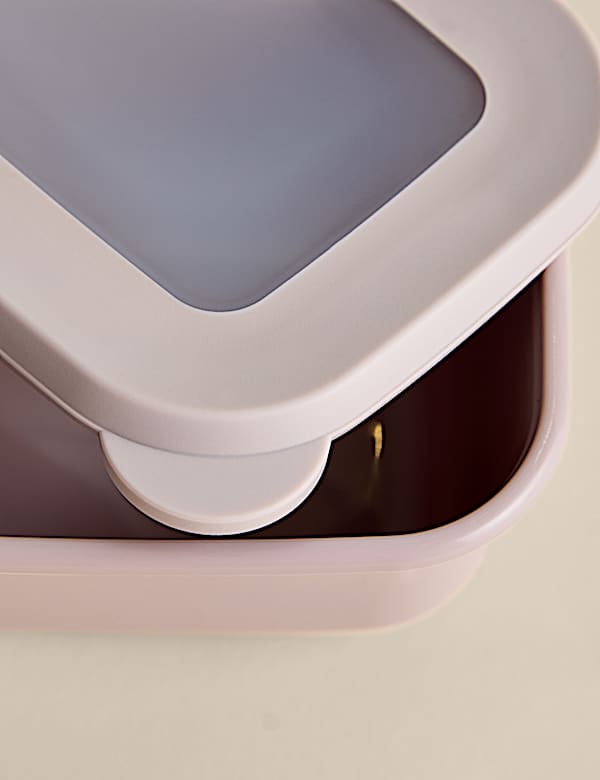 Recipiente peque&ntilde;o de pl&aacute;stico para almacenamiento - ES