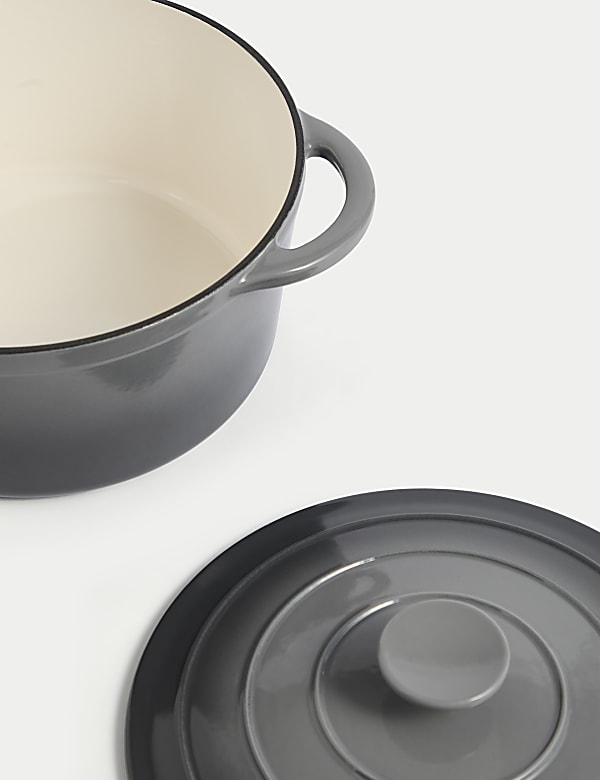 Cast Iron Large Casserole Dish - PL