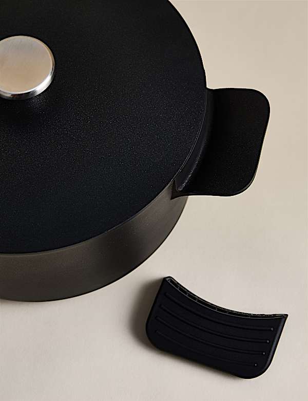 Cast Aluminium 5L Casserole Dish - UA