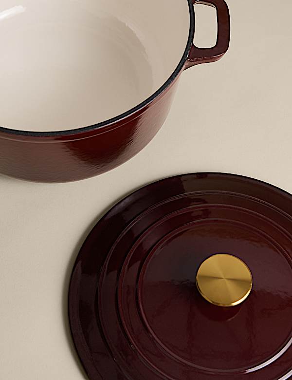 Cast Iron 5L Casserole Dish - JP