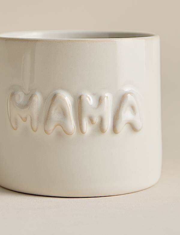 Hrnek s n&aacute;pisem Mama - CZ