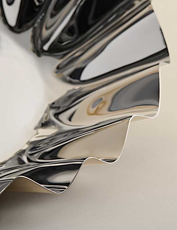 Scallop Metal Serving Bowl - NO