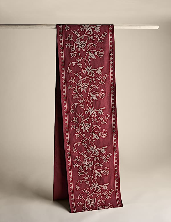 Christmas Cosy Cross Stitch Table Runner - LU