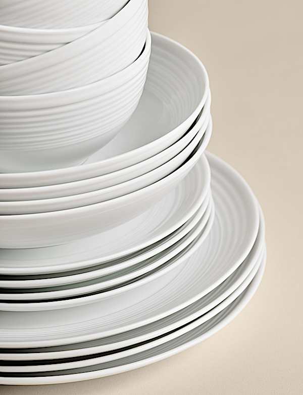 16 Piece Ribbed Porcelain Dinner Set - JE