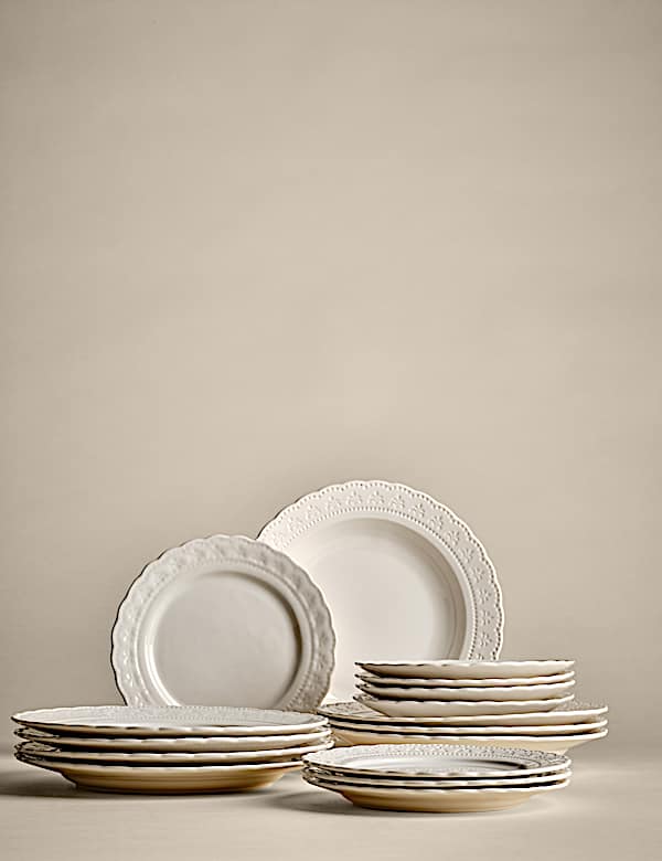 16 Piece Vintage Dinner Set - CZ