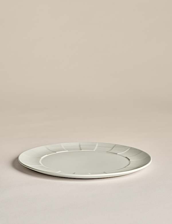 Textured Dinner Plate - EE