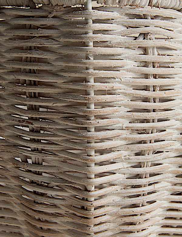 Rattan Scallop Footed Bowl - IL