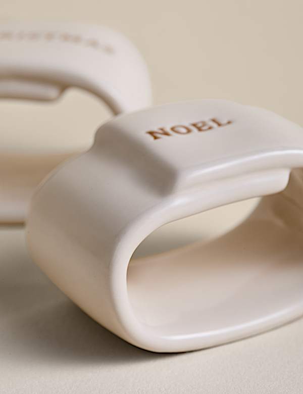Set of 4 Ceramic Christmas Napkin Rings - LU