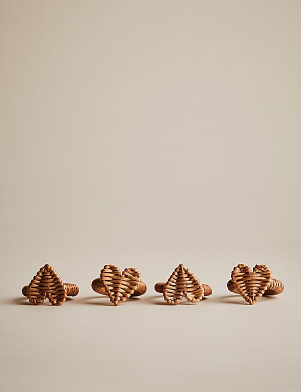 Set of 4 Rattan Heart Napkin Rings - ES