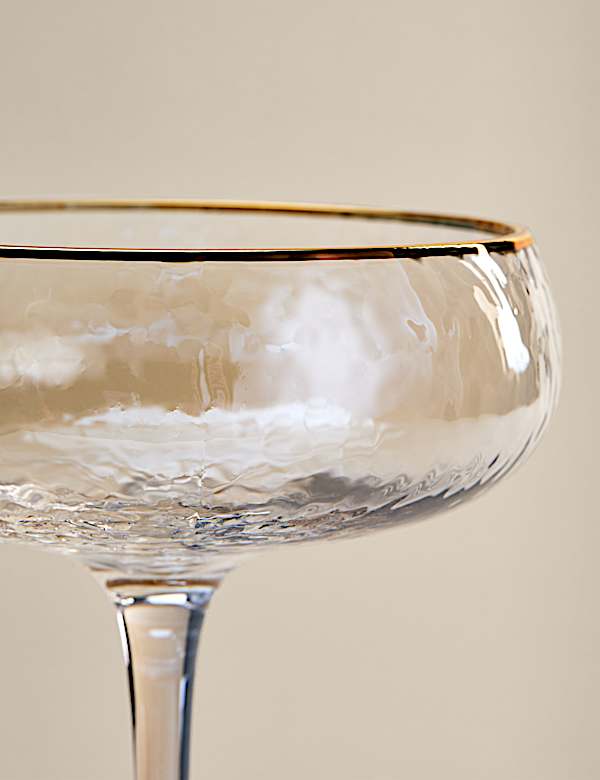 Set of 2 Hammered Lustre Coupe Glasses - ES
