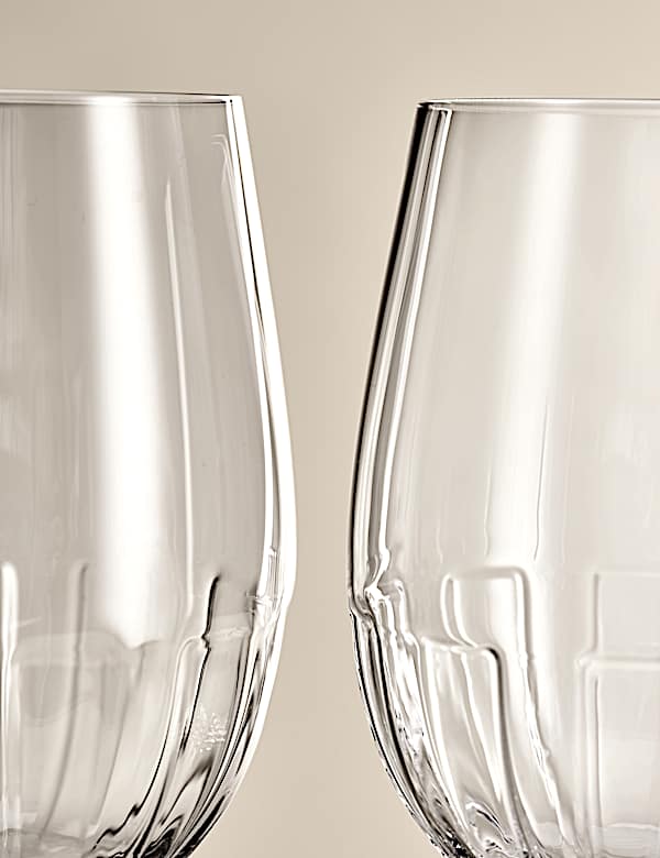 Lot de 4 verres à vin à motif texturé - CA