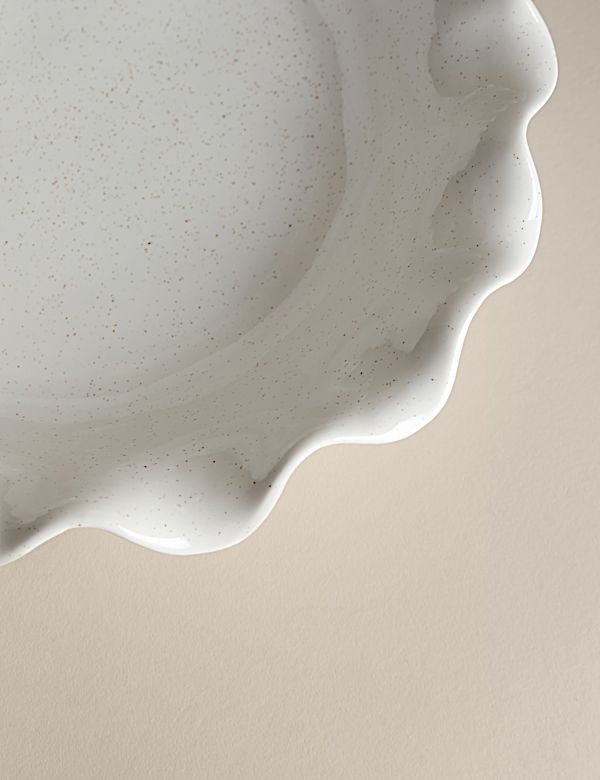 Ruffle Serving Bowl - CH