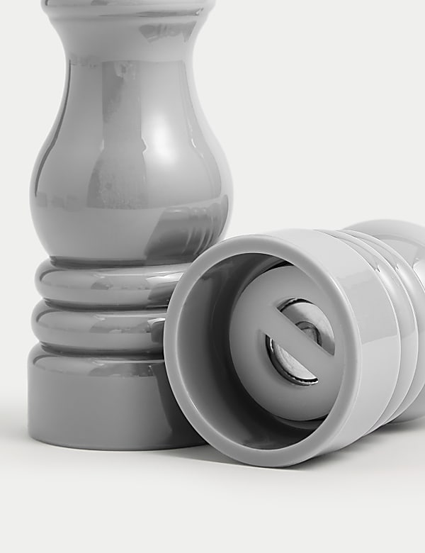 Salt & Pepper Mills - GR