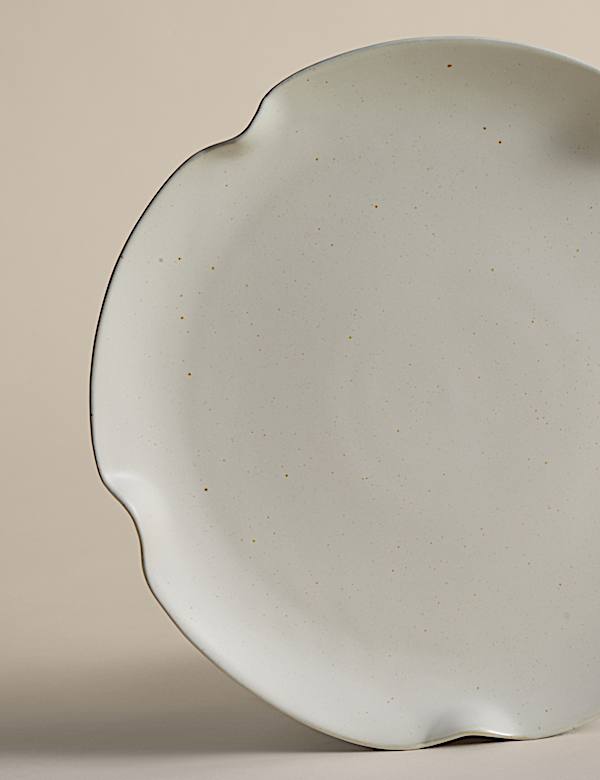 Crimped Scallop Dinner Plate - AU