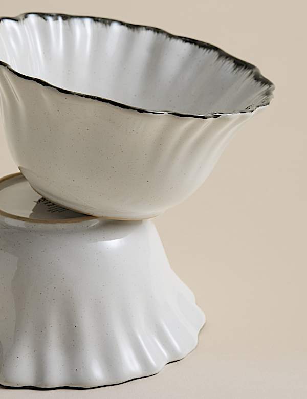 Set of 4 Ruffle Stoneware Cereal Bowls - NZ