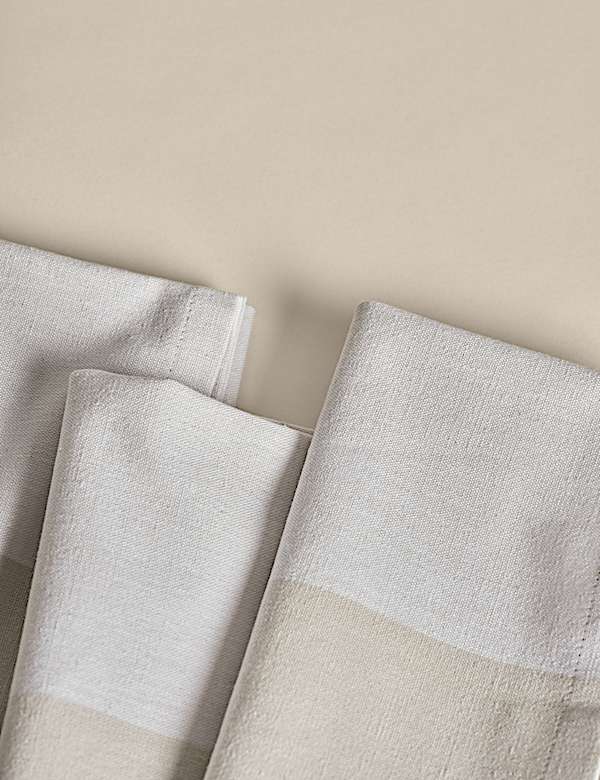Set of 4 Woven Banded Napkins - CA