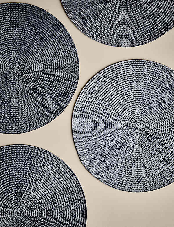 &Upsilon;&phi;&alpha;&nu;&tau;ά &sigma;&tau;&rho;&omicron;&gamma;&gamma;&upsilon;&lambda;ά &sigma;&omicron;&upsilon;&pi;&lambda;ά &sigma;&epsilon; &sigma;&epsilon;&tau; &tau;&omega;&nu; 4 - GR