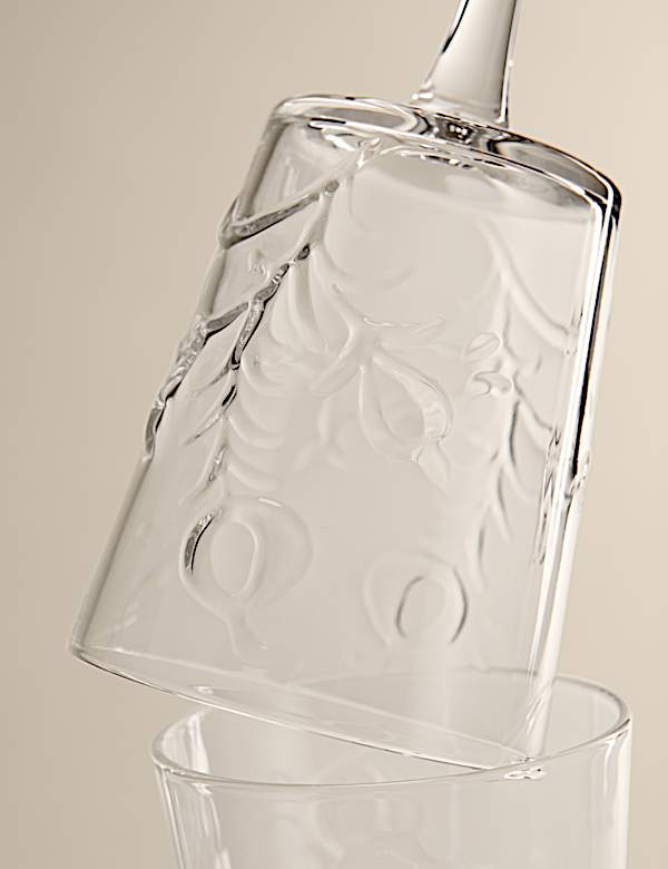 Sada 2 embosovaných sklenic na víno s květinovým vzorem - CZ