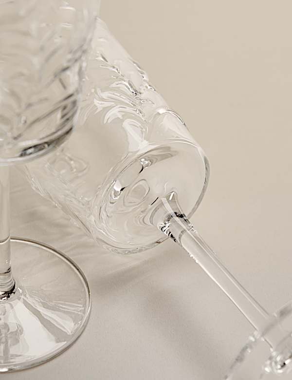 Sada 2 embosovaných sklenic na víno s květinovým vzorem - CZ