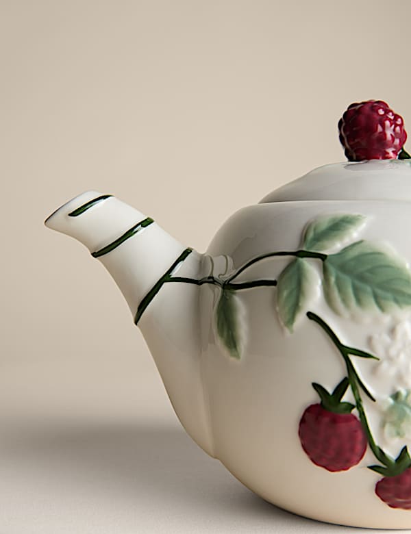 Bramble Teapot  - SE