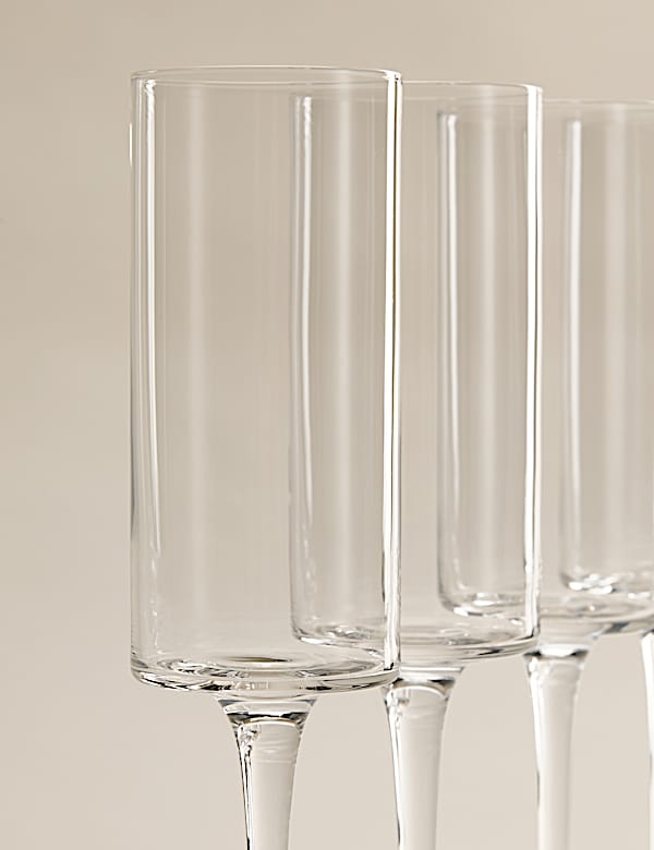 Set of 4 Straight Sided Champagne Flutes - DE