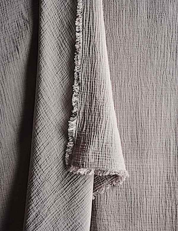 Τραπεζομάντιλο από 100% βαμβακερή μουσελίνα με ξέφτια - GR