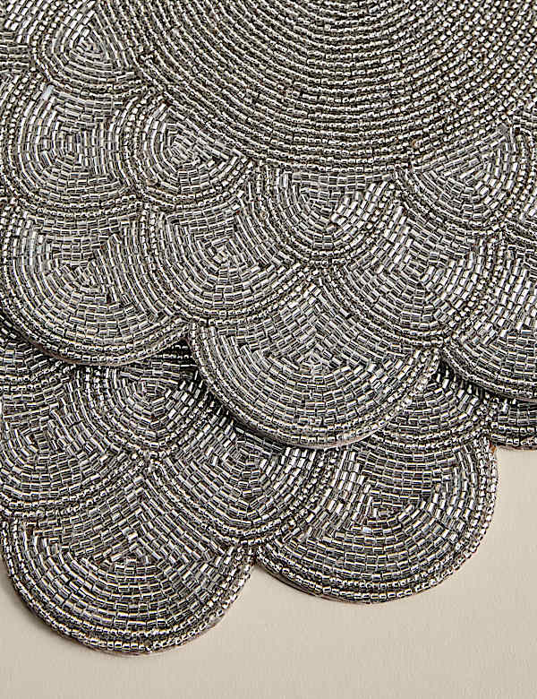 Set of 2 Beaded Scallop Placemats - HU