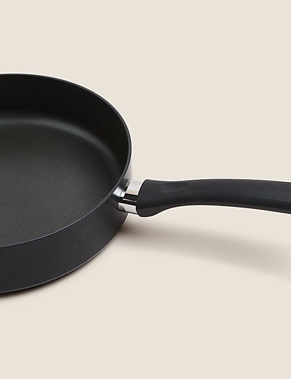 Black Aluminium 26cm Large Non-Stick Sauté Pan - LU