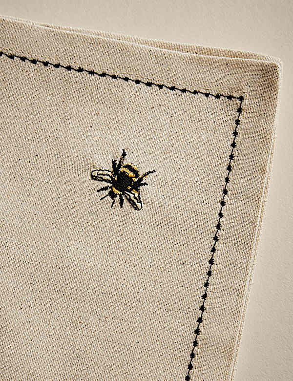 Set of 4 Embroidered Bee Cotton Napkins - RO