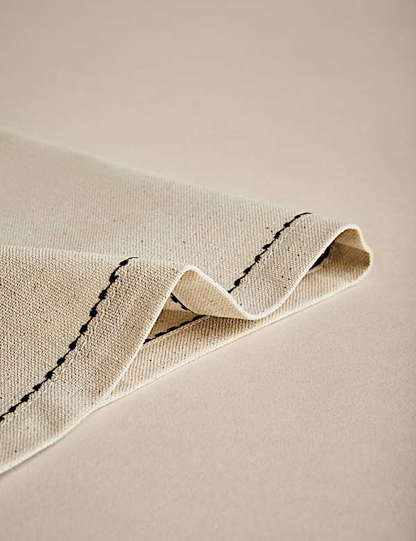 Set of 4 Embroidered Bee Cotton Napkins