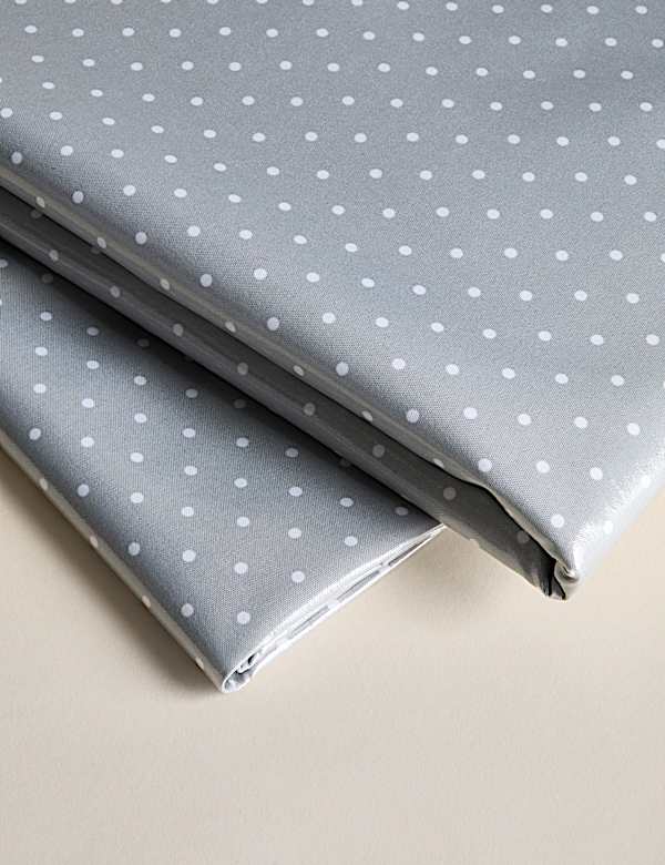 Dotted Wipe Clean Tablecloth - UA