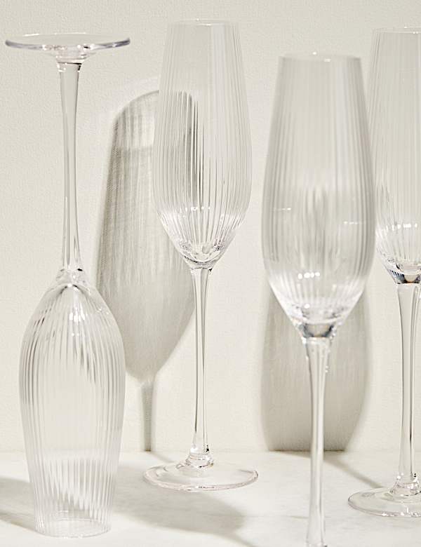 Set of 6 Maxim Optic Champagne Flutes - VN