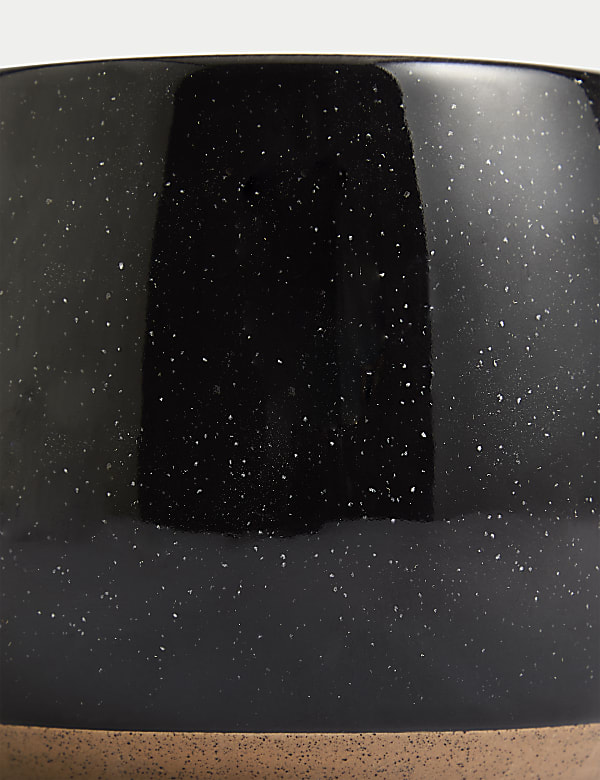 Contrast Base Mug - BE