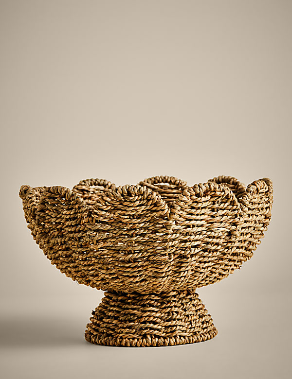 Seagrass Woven Scallop Footed Serving Bowl - TW
