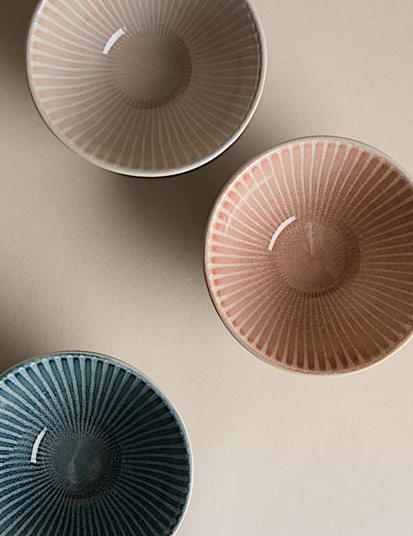 Set of 3 Reactive Striped Nibble Bowls - EE