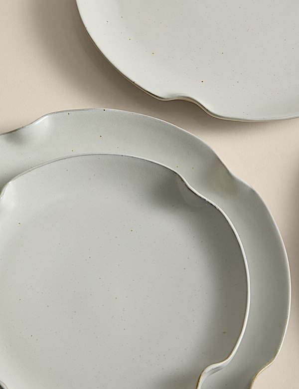 12 Piece Crimped Scallop Diner Set - FI