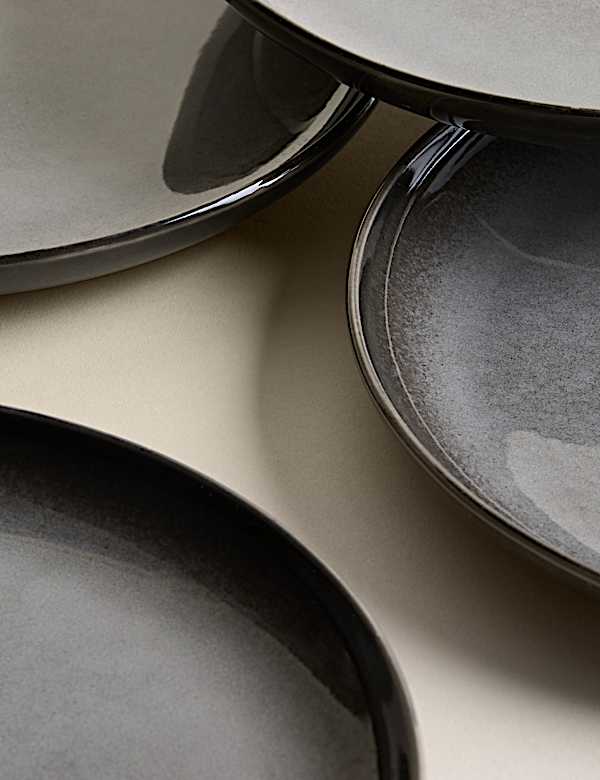 Set of 4 Amberley Dinner Plates - CY