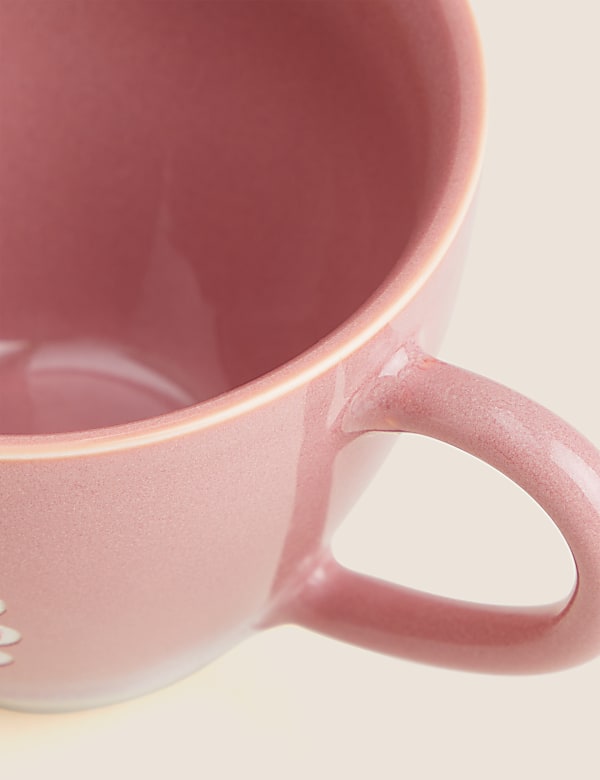 Mok met opschrift 'They Think I'm Drinking Tea' - BE