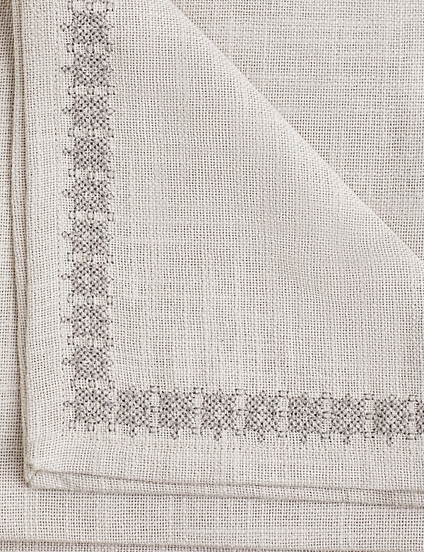 Set of 4 Pure Cotton Embroidered Napkins - ID