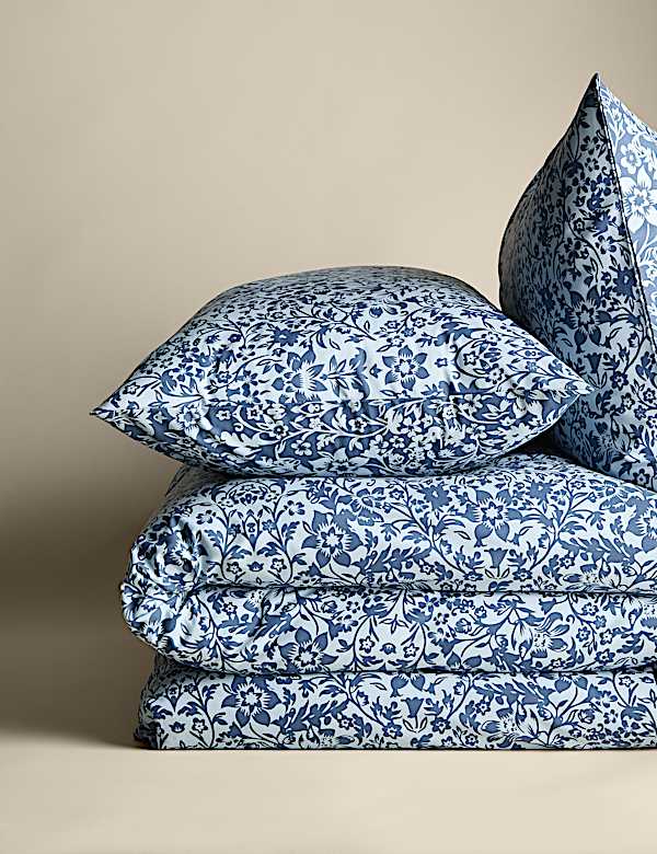 Pure Cotton Mirrored Floral Bedding Set - US