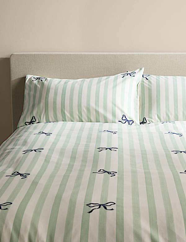 Pure Cotton Embroidered Bow Striped Bedding Set - IS