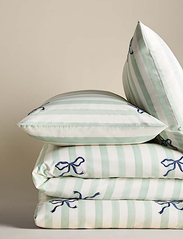 Pure Cotton Embroidered Bow Striped Bedding Set - GR