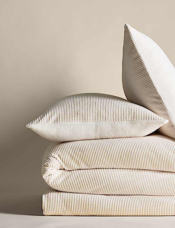 Bettw&auml;scheset aus Cord-Fleece - DE