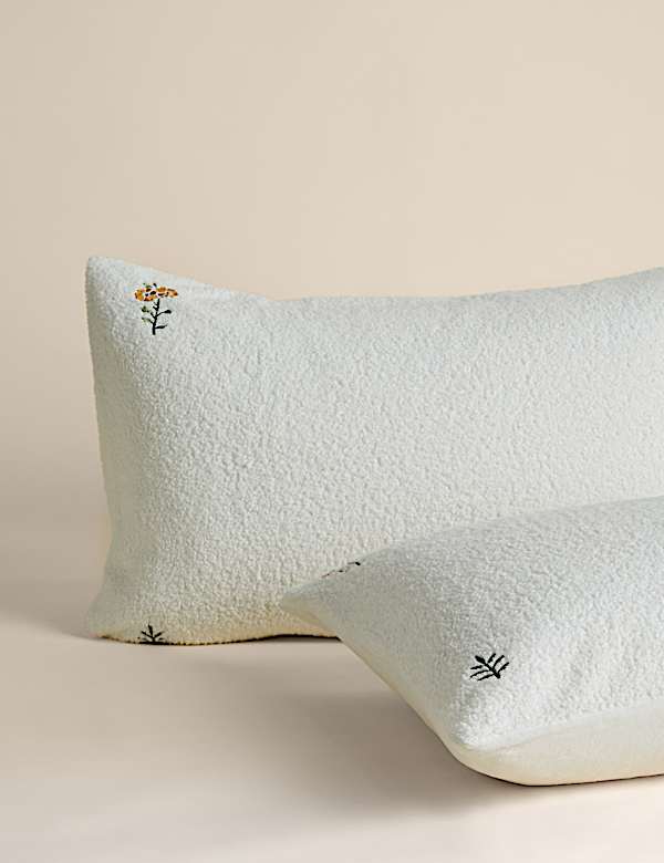 Fleece Embroidered Bedding Set - IT