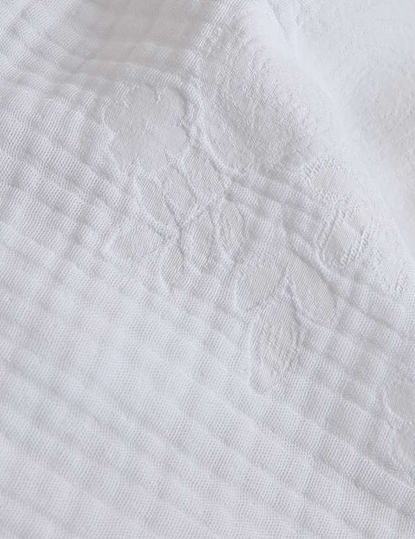 Pure Cotton Floral Jacquard Ruffle Bedding Set - VN