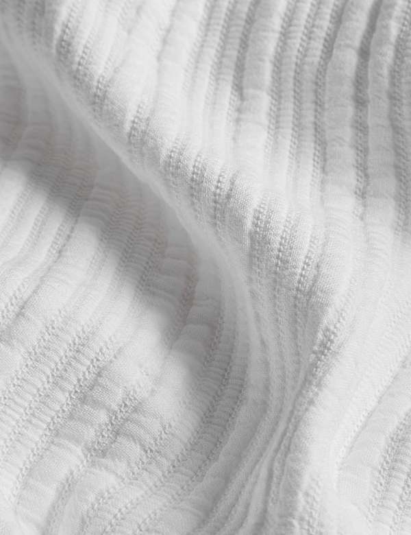 Parure de lit matelass&eacute;e 100 % coton &agrave; rayures - CH